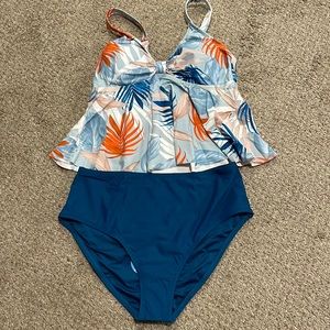 BRAND NEW CUPSHE TANKINI SIZE XL